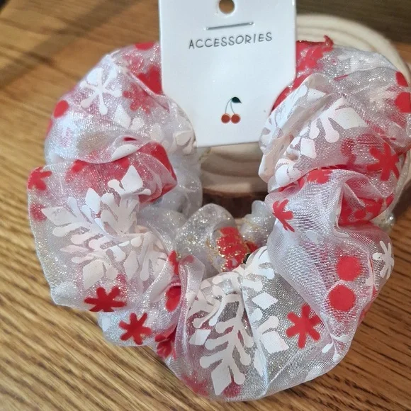 Chistmas Scrunchie Set - Picture 2 of 3